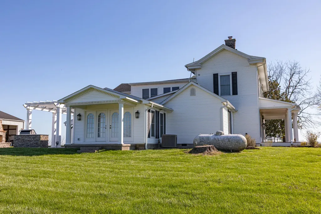 550 Fosters Lane Stanford KY 40484