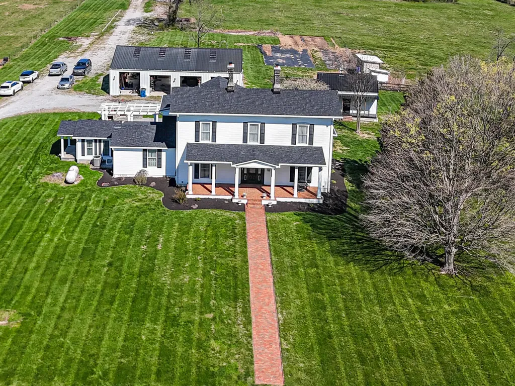 550 Fosters Lane Stanford KY 40484