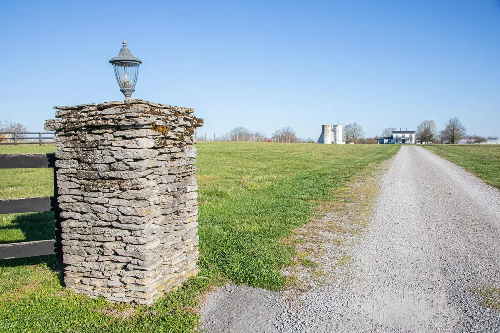 550 Fosters Lane Stanford KY 40484