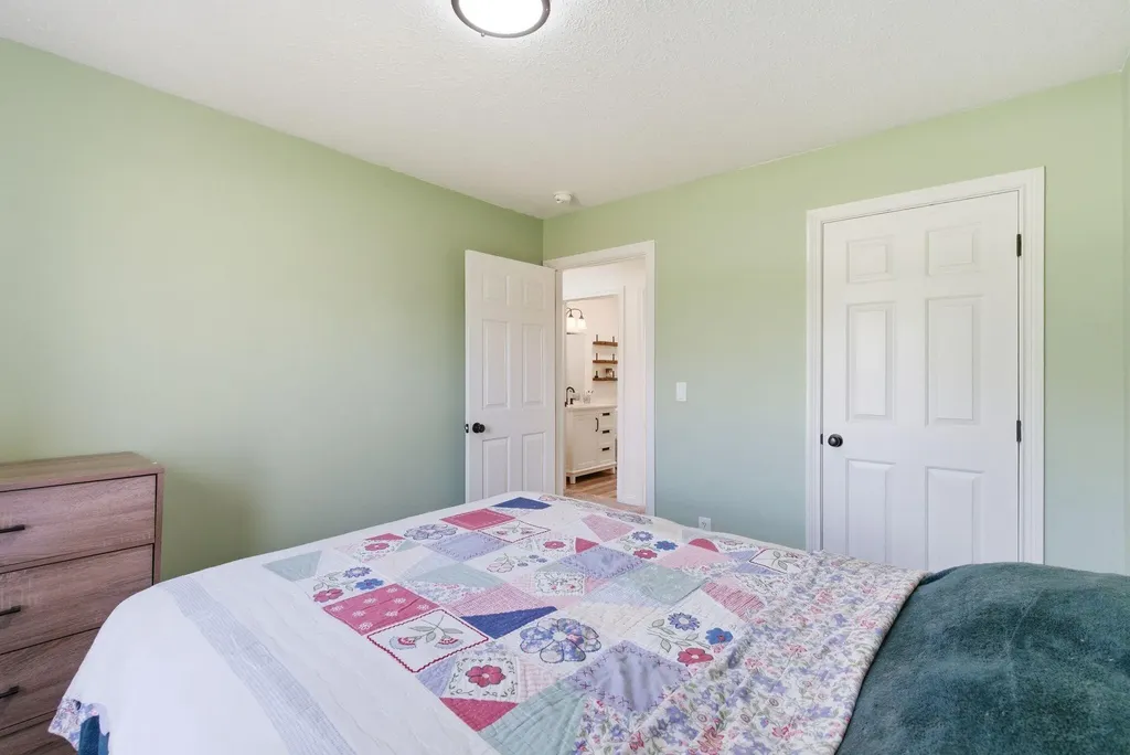 101 Pinehurst Drive Bardstown KY 40004