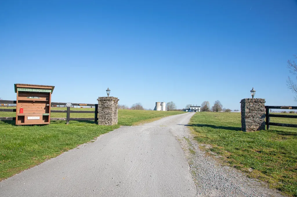 550 Fosters Lane Stanford KY 40484