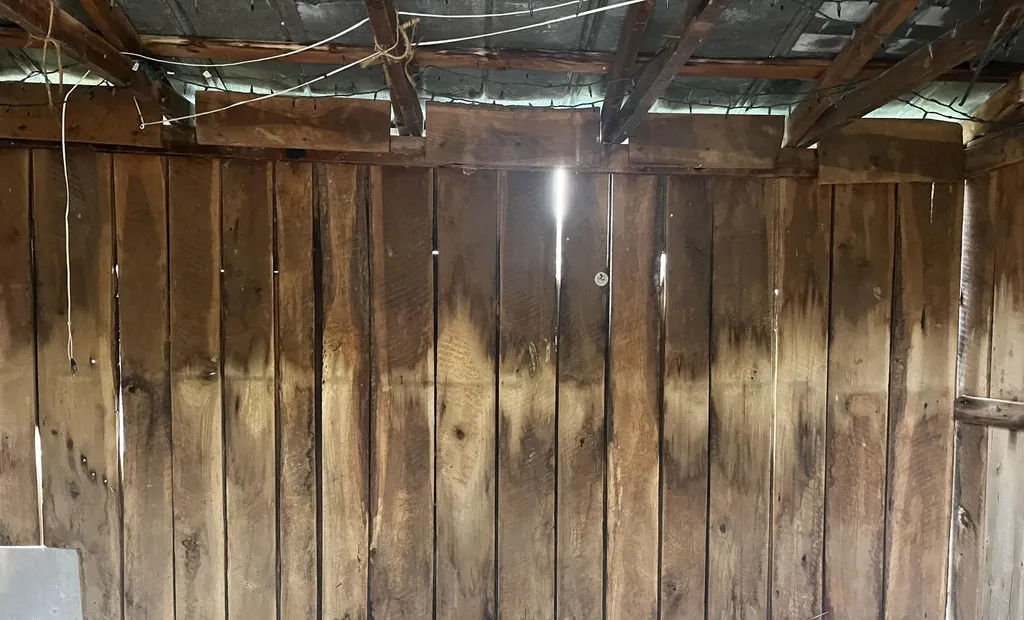 617 Walk Log Branch Road Beattyville KY 41311
