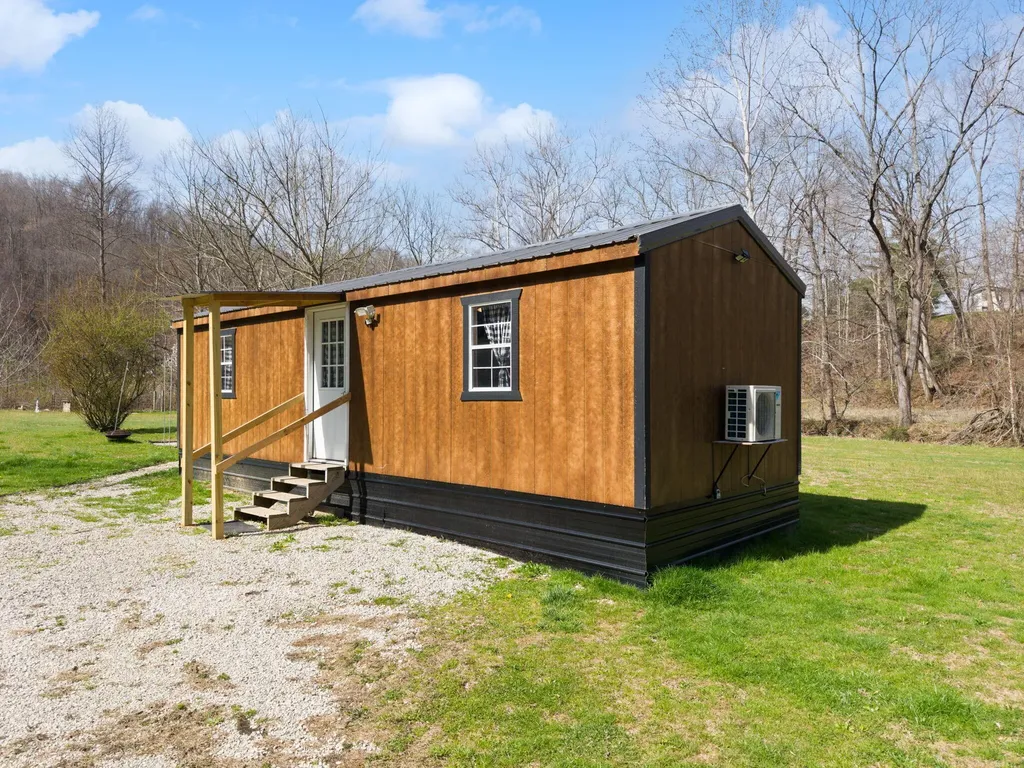165 Frank Williams Road Salyersville KY 41465