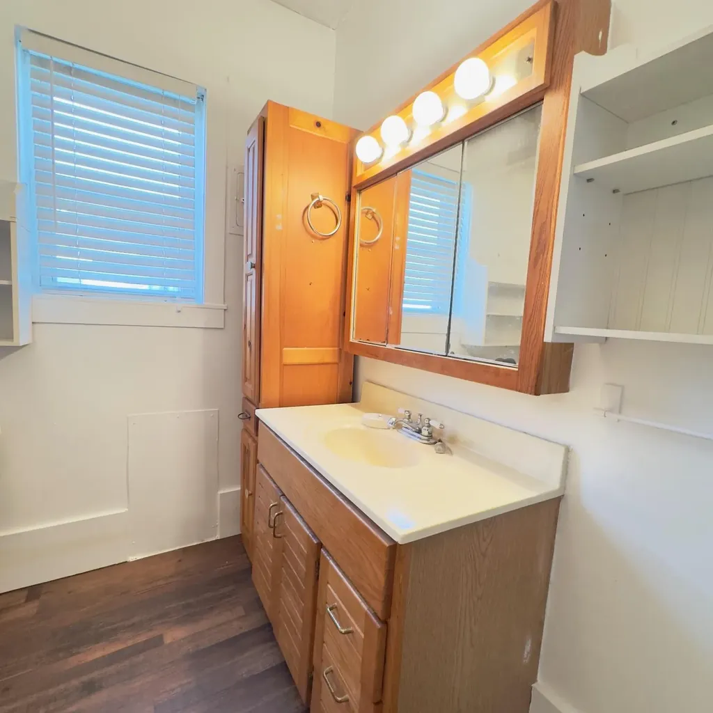 126 18th Street Corbin KY 40701