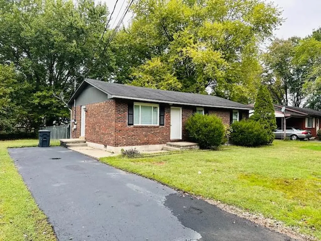723 Boone Place Morehead KY 40351