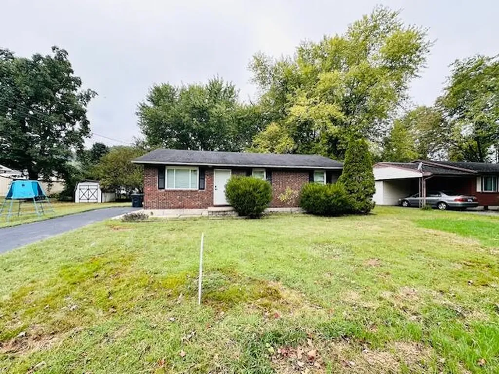 723 Boone Place Morehead KY 40351