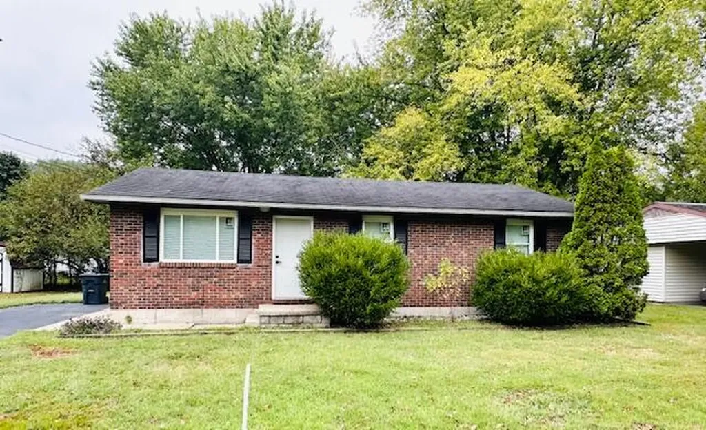 723 Boone Place Morehead KY 40351