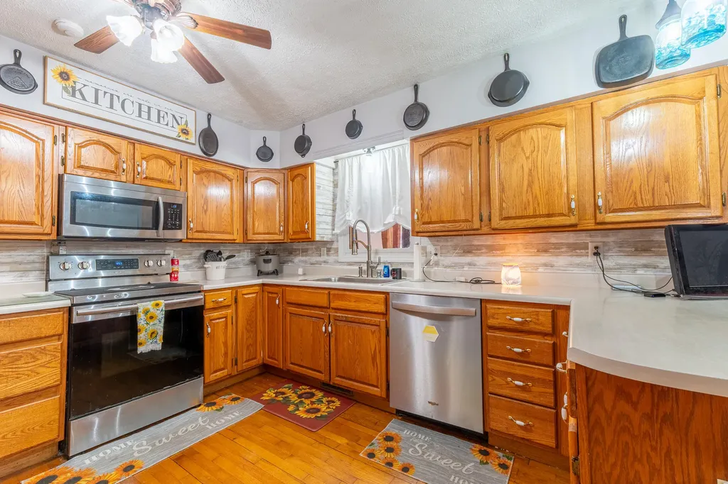 545 Lewis Bray Road Burnside KY 42519