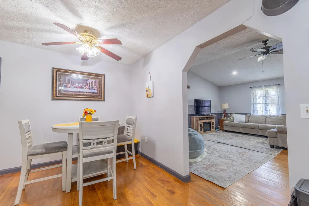 545 Lewis Bray Road Burnside KY 42519