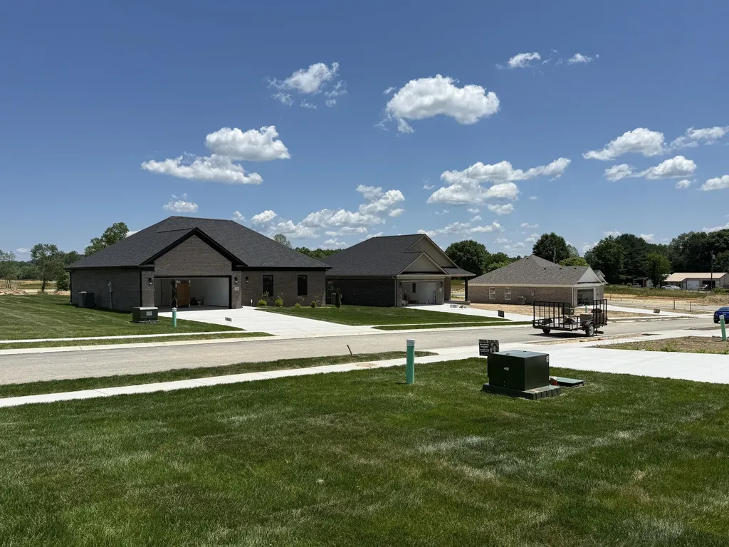 302 Cinchpost Circle London KY 40744