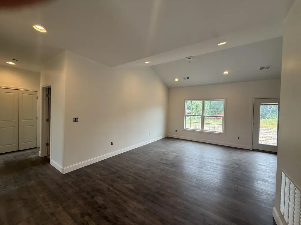 302 Cinchpost Circle London KY 40744