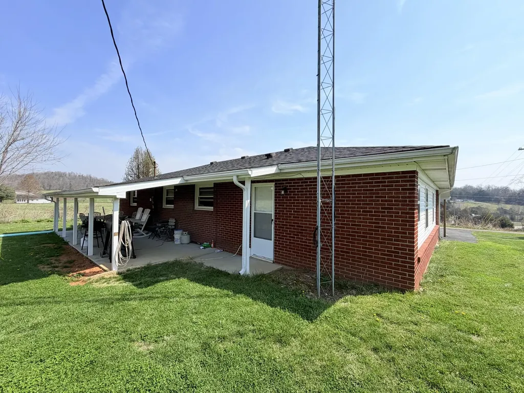 630 Doc Adams Road Mt Vernon KY 40456