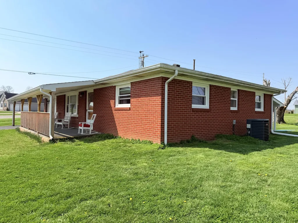 630 Doc Adams Road Mt Vernon KY 40456