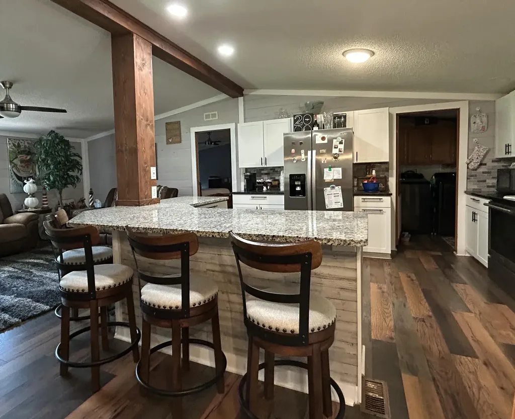 78 White Oak Lane Monticello KY 42633