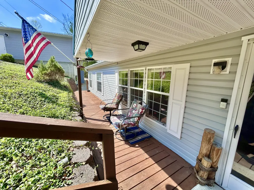78 White Oak Lane Monticello KY 42633
