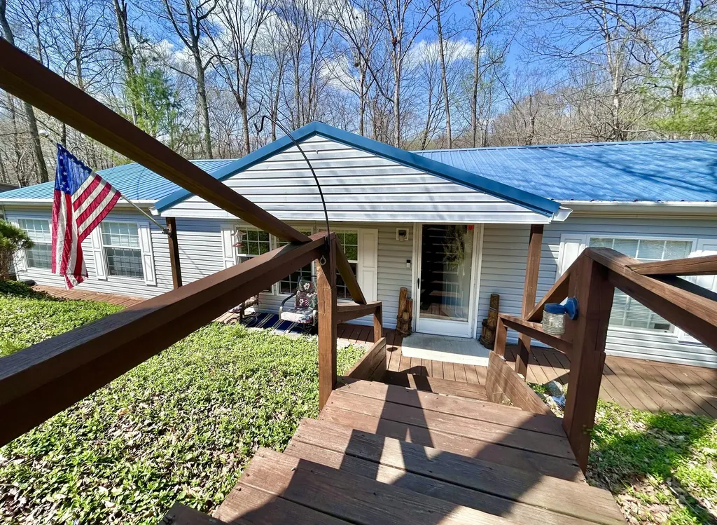 78 White Oak Lane Monticello KY 42633