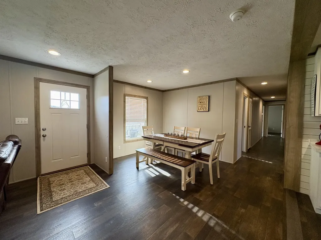 346 Turkey Loop East Bernstadt KY 40729