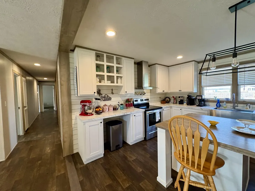 346 Turkey Loop East Bernstadt KY 40729