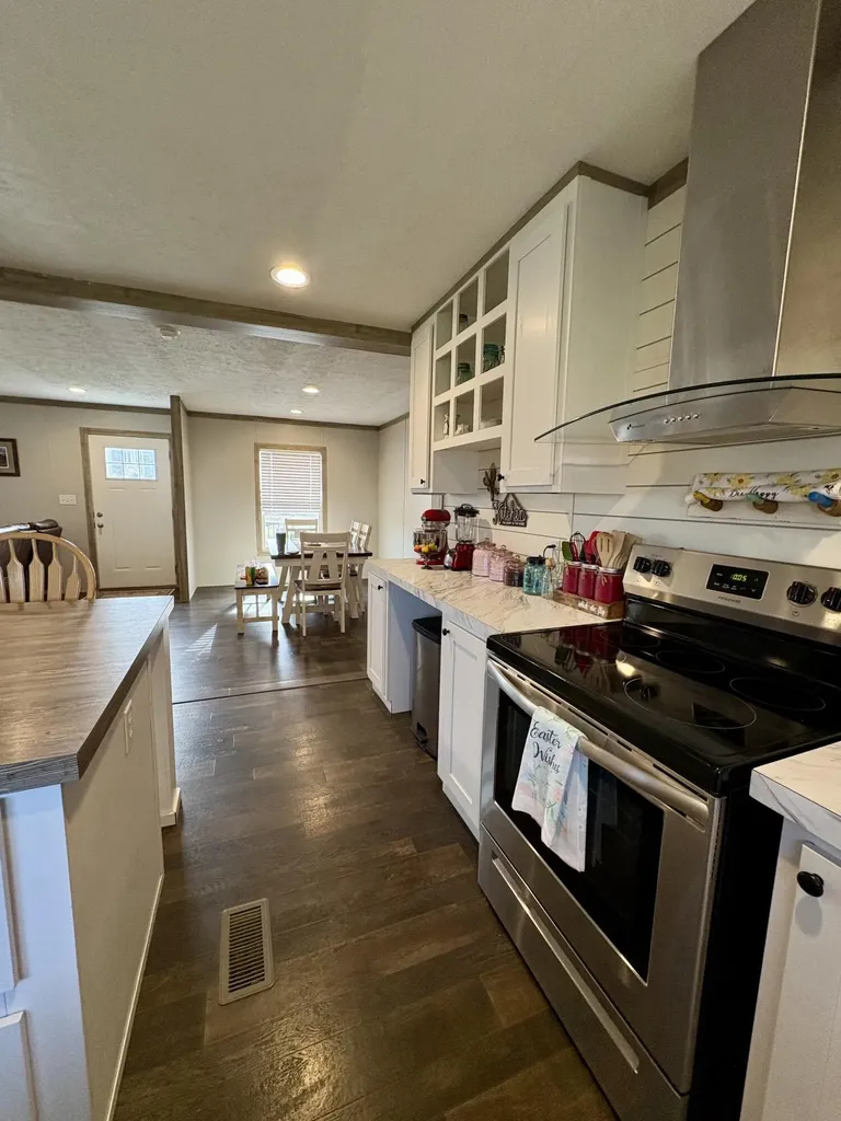 346 Turkey Loop East Bernstadt KY 40729