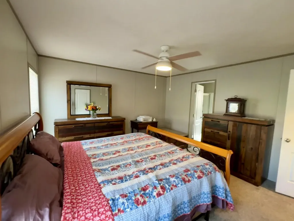 346 Turkey Loop East Bernstadt KY 40729