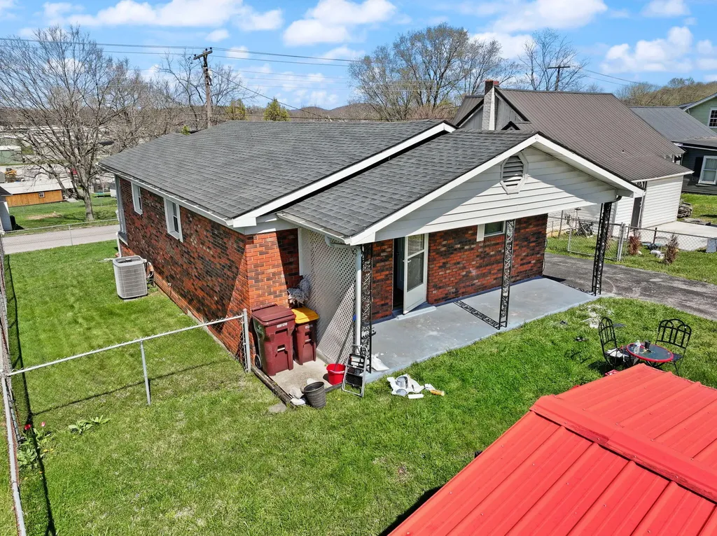 203 Speedway Drive Somerset KY 42503