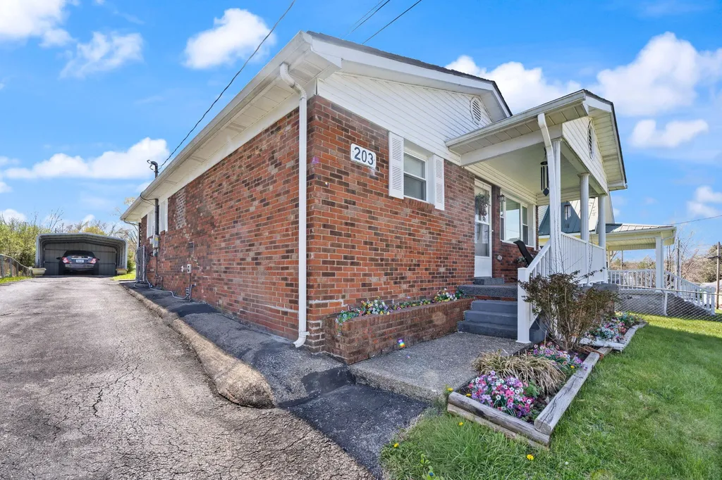 203 Speedway Drive Somerset KY 42503