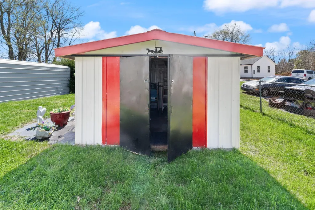 203 Speedway Drive Somerset KY 42503