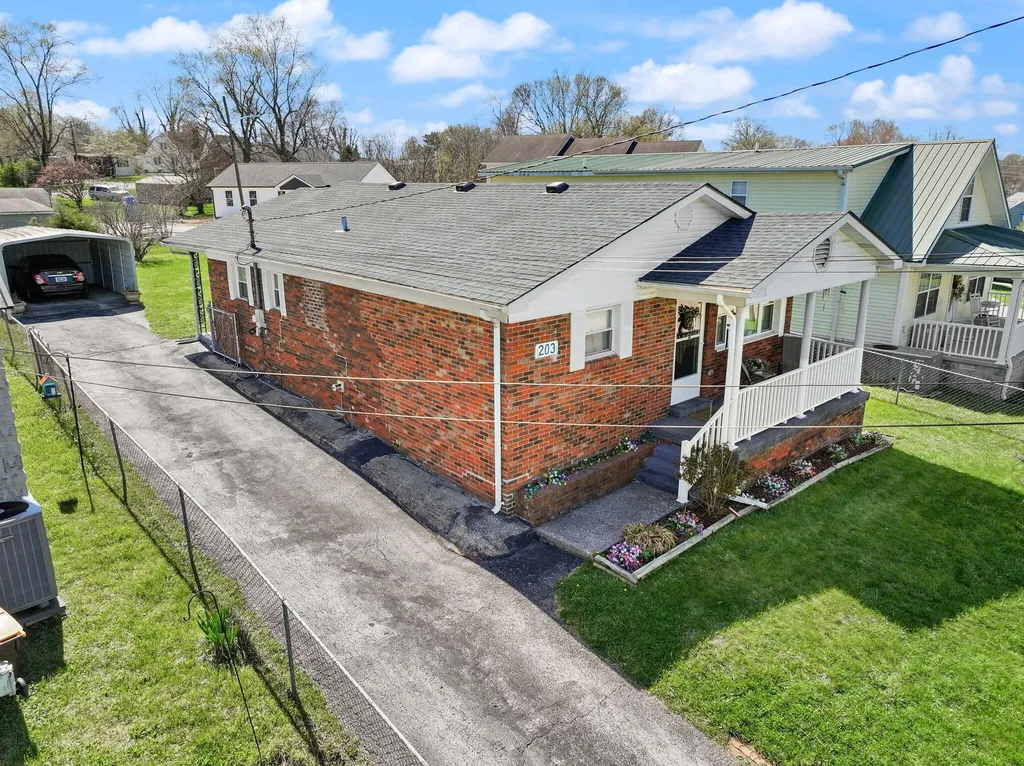 203 Speedway Drive Somerset KY 42503