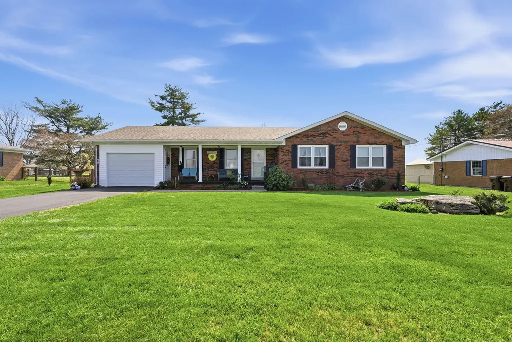 121 Meadow Lark Drive Crab Orchard KY 40419