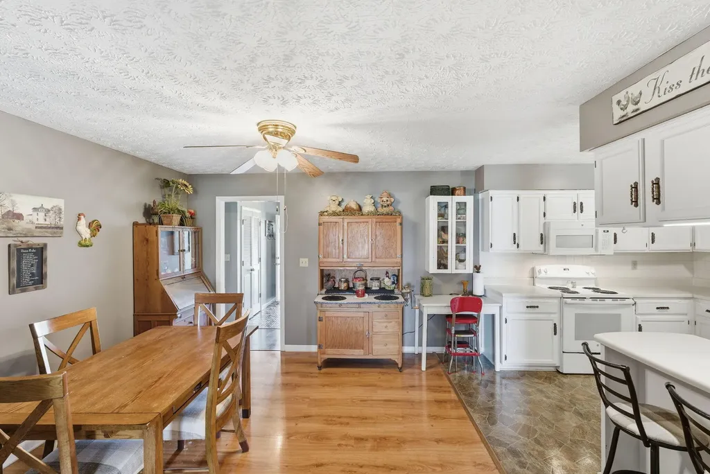 121 Meadow Lark Drive Crab Orchard KY 40419
