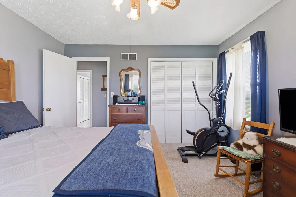 121 Meadow Lark Drive Crab Orchard KY 40419