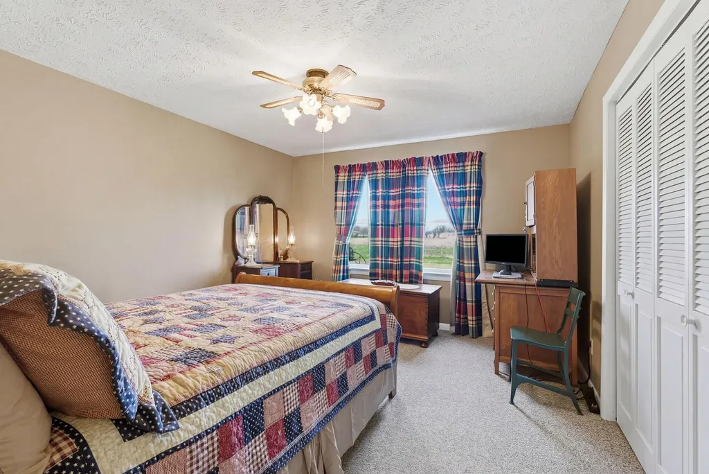 121 Meadow Lark Drive Crab Orchard KY 40419