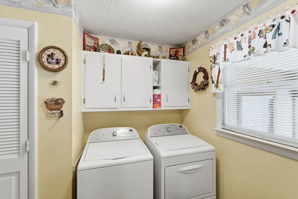 121 Meadow Lark Drive Crab Orchard KY 40419