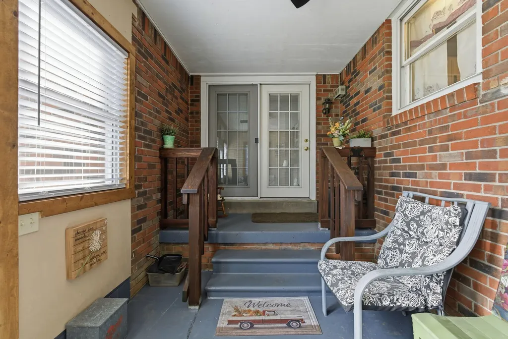 121 Meadow Lark Drive Crab Orchard KY 40419