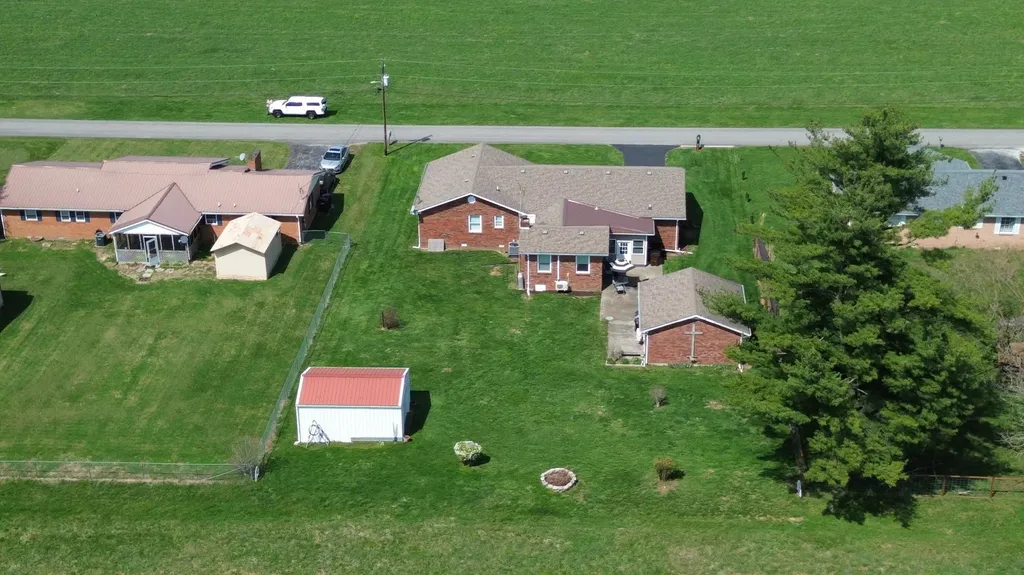 121 Meadow Lark Drive Crab Orchard KY 40419