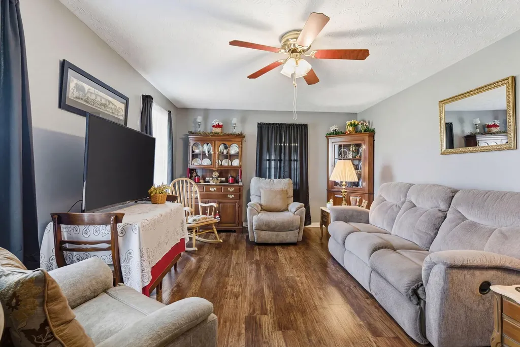 121 Meadow Lark Drive Crab Orchard KY 40419