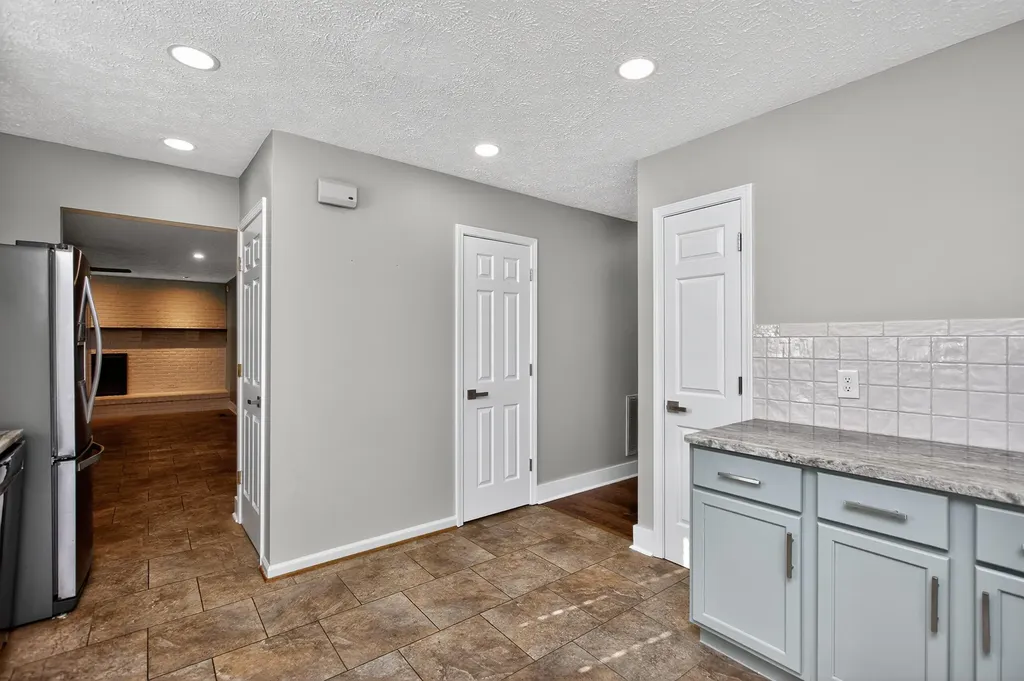 429 Marsailles Road Versailles KY 40383