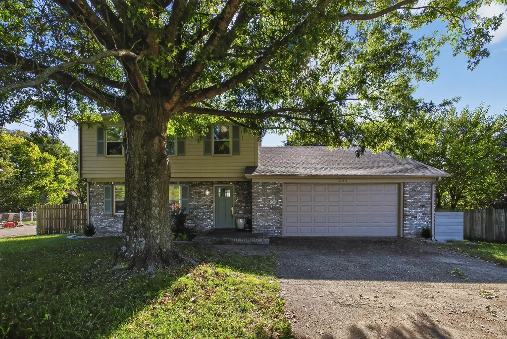 429 Marsailles Road Versailles KY 40383