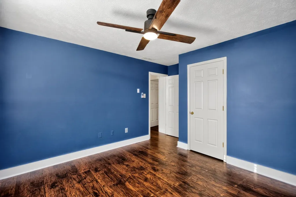 429 Marsailles Road Versailles KY 40383