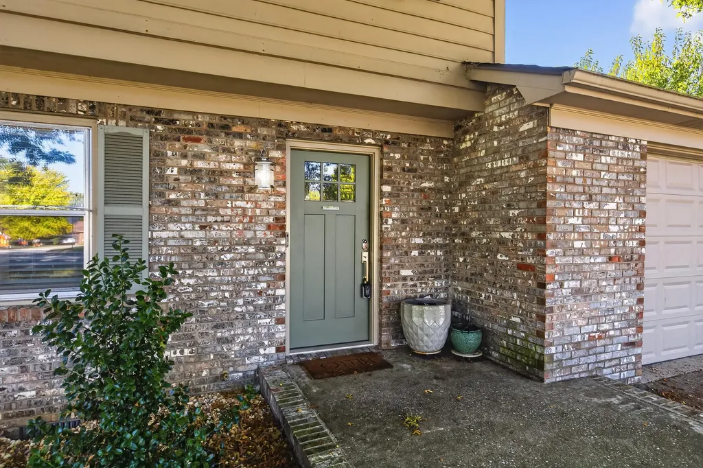 429 Marsailles Road Versailles KY 40383