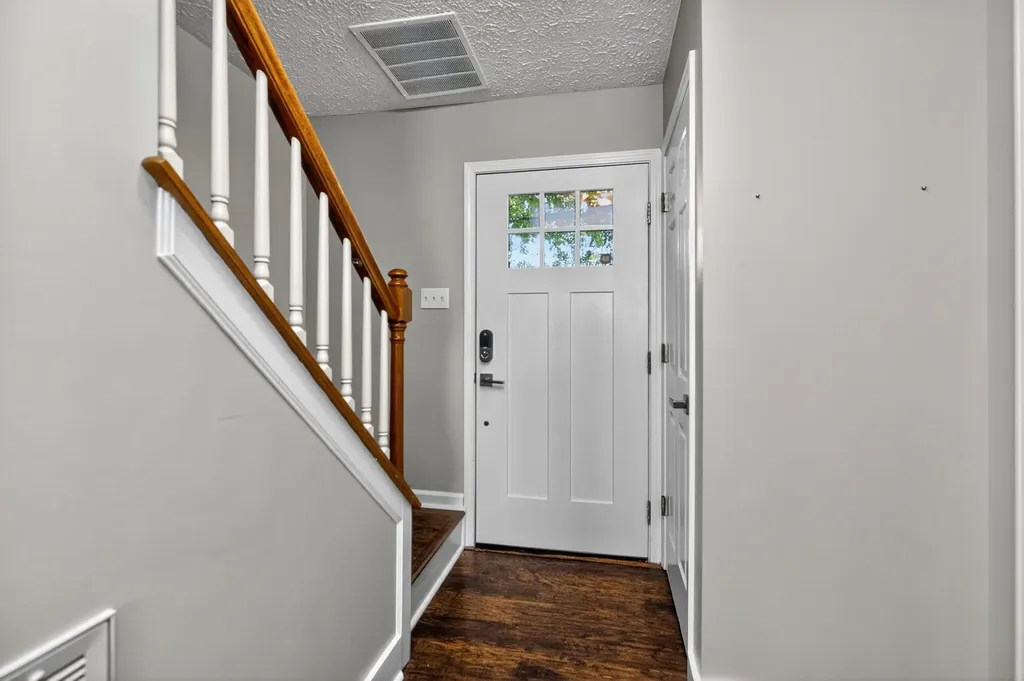 429 Marsailles Road Versailles KY 40383