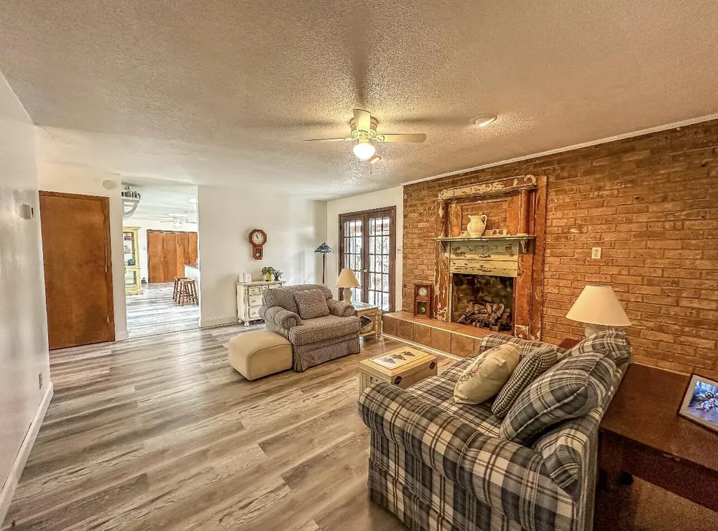 174 Derby Trail Corbin KY 40701