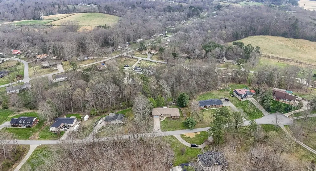 174 Derby Trail Corbin KY 40701