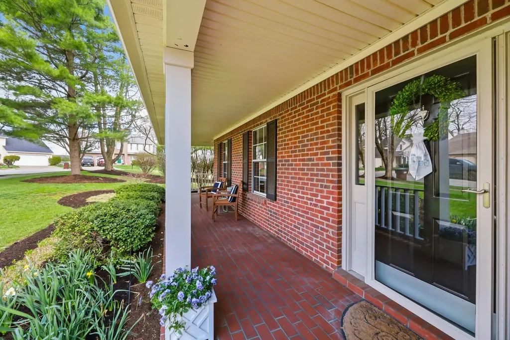 2029 Blackhorse Lane Lexington KY 40503