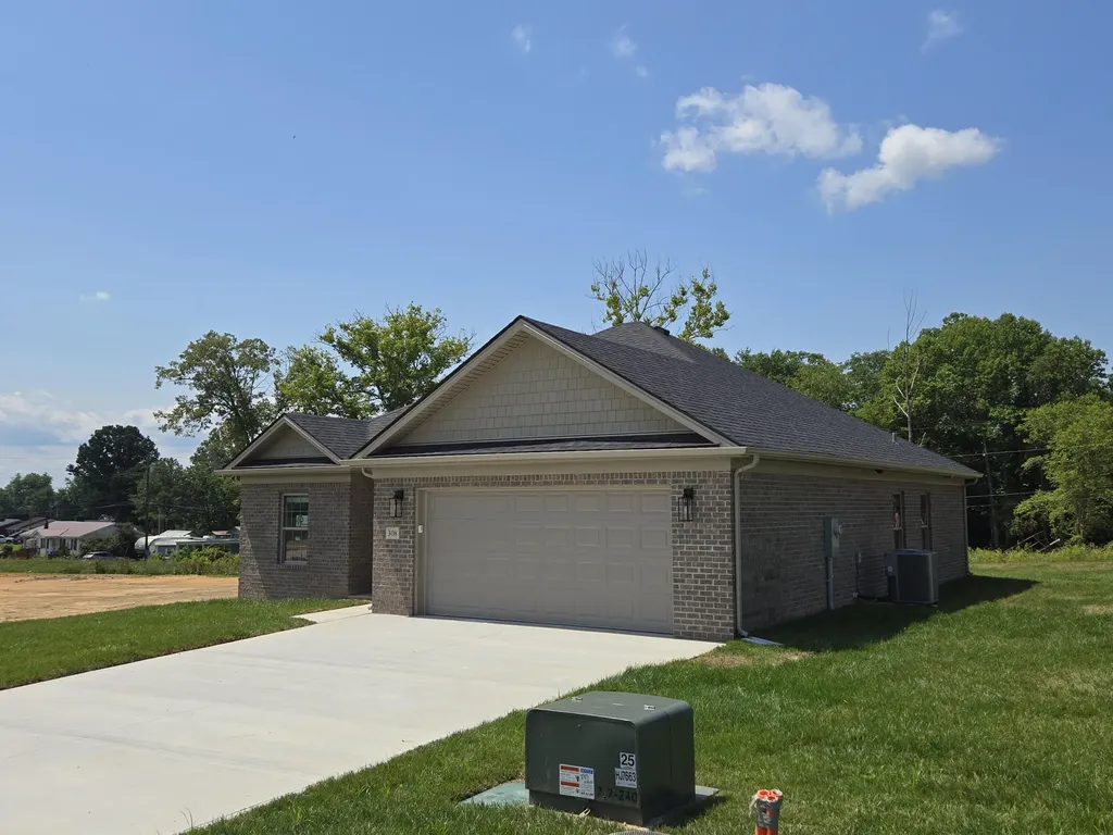 308 Cinchpost Circle London KY 40744