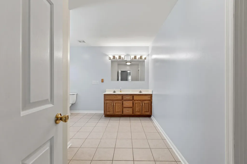1233 Johnson Road Lawrenceburg KY 40342