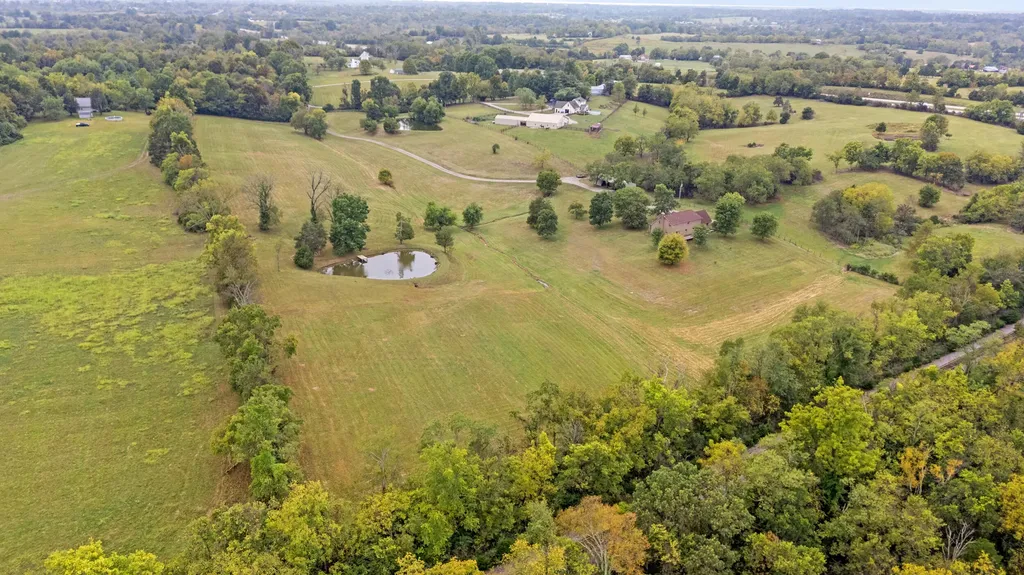 1233 Johnson Road Lawrenceburg KY 40342