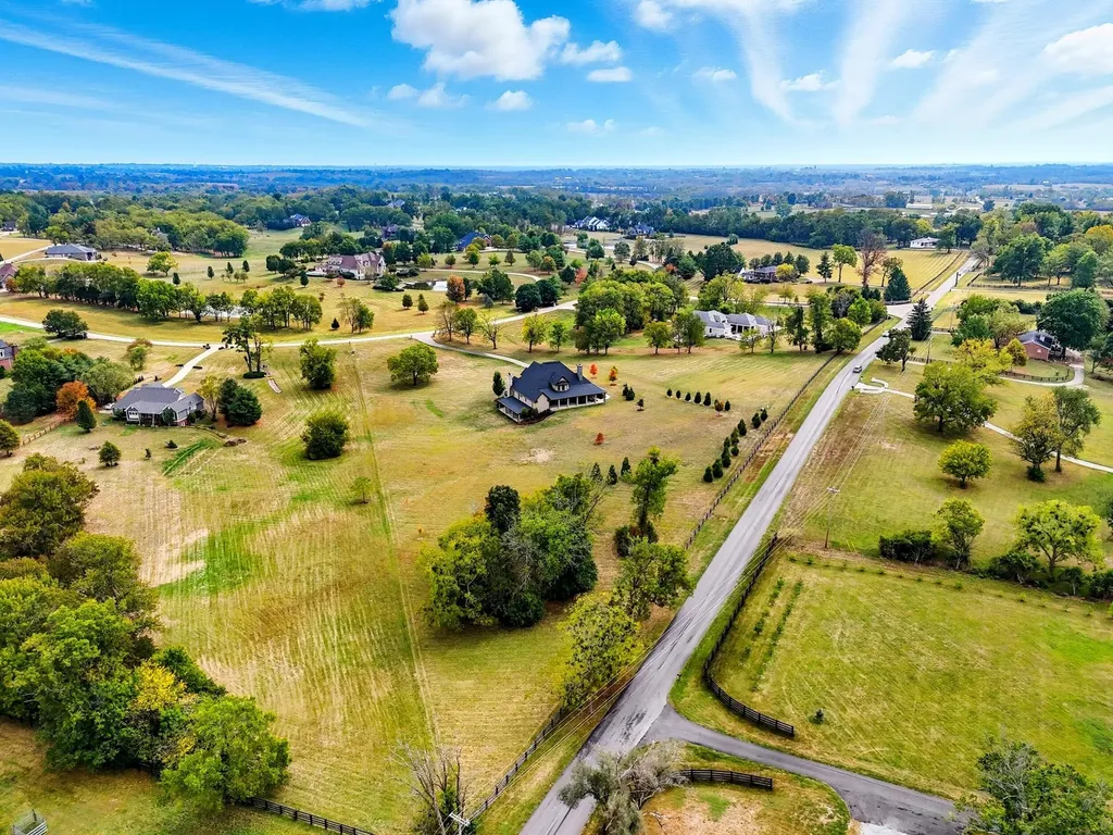 980 Chandamere Way Nicholasville KY 40356