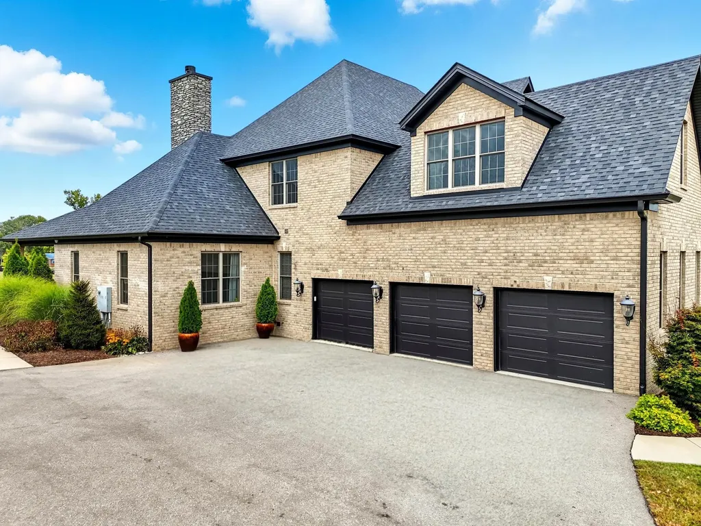 980 Chandamere Way Nicholasville KY 40356