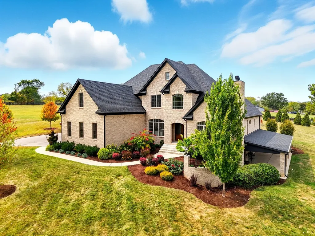 980 Chandamere Way Nicholasville KY 40356